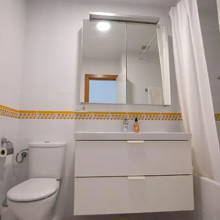 דירה With Terrace In Center - Tcm מאלגה