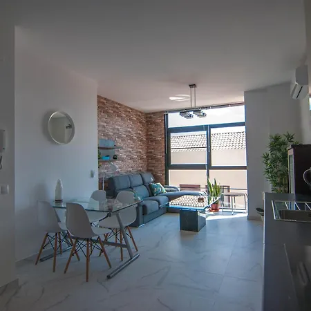 With Terrace In Center - Tcm Apartment *